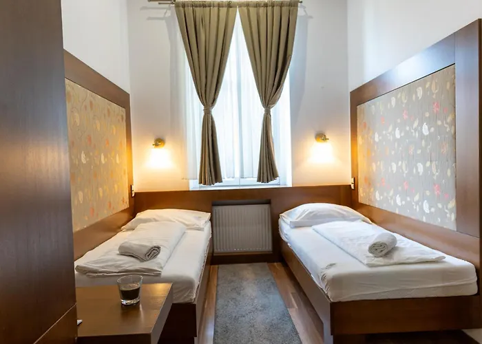 Aparthotel Vinci 4*